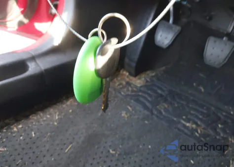 2006 Pontiac Solstice из США, поврежденный, VIN 1G2MB33B36Y105950